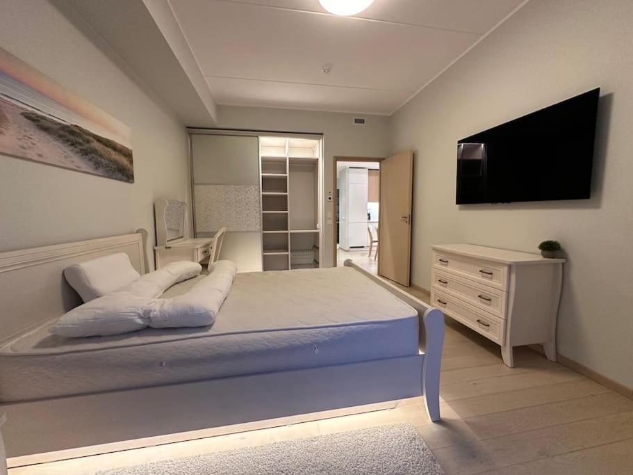 Apartment Cozy App - 400m From Historic Old Town Centre *
